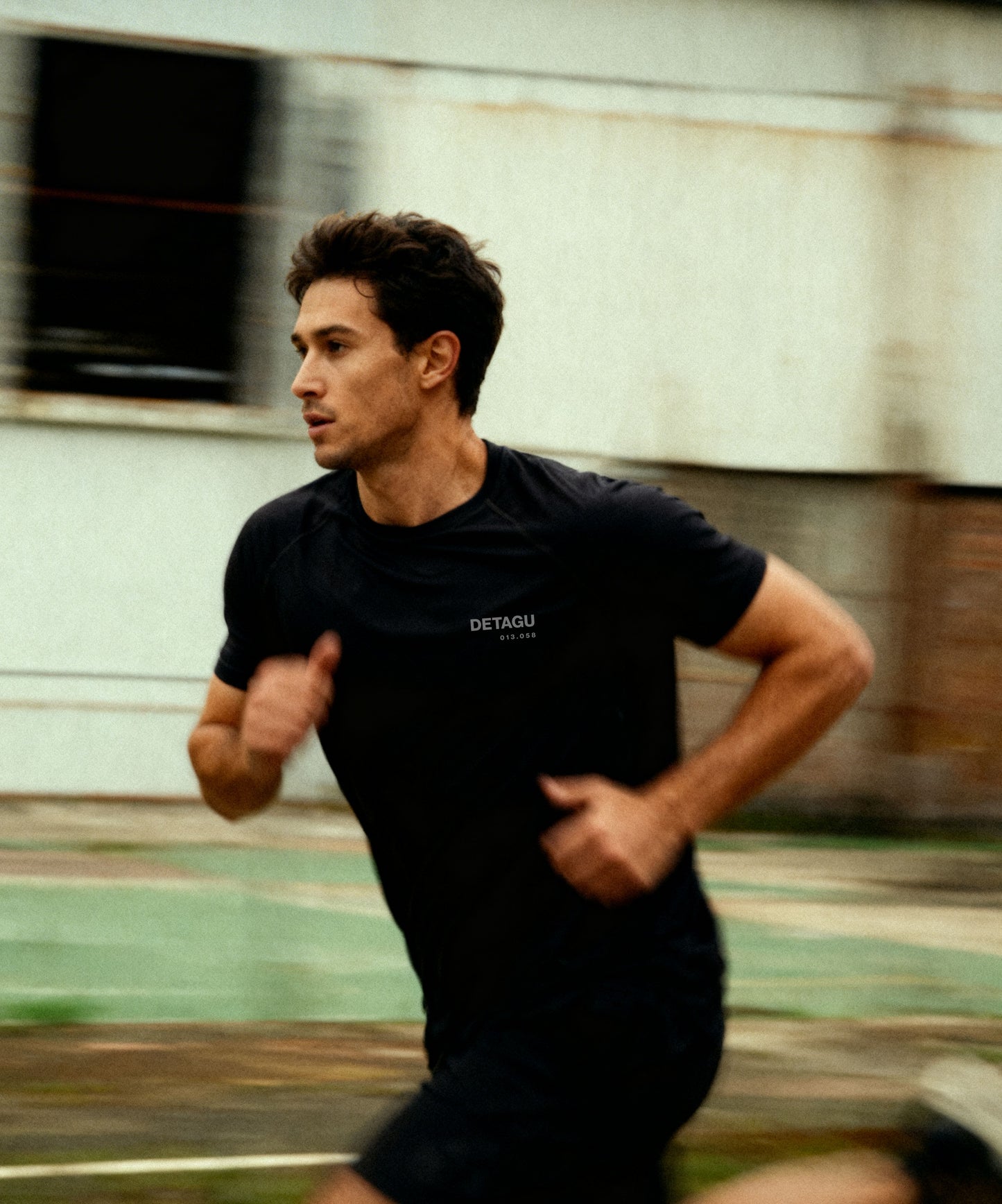 GEN 01 // Men’s Performance T-Shirt