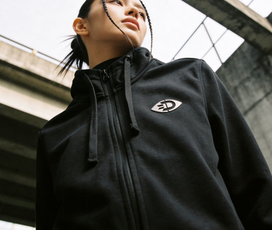 GEN 01 // Women’s Full-Zip Performance Hoodie